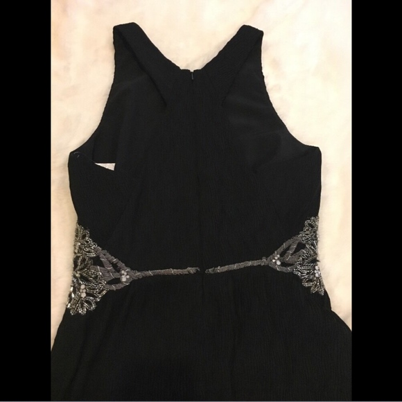 NWT Badgley Mischka Embellished Racerback Gown - Picture 7 of 8